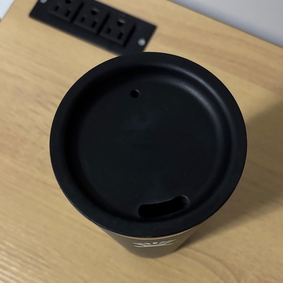 Hydro Flask 22oz Insulated Dark Grey Tumbler - Picture 2 of 7